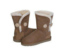 Load image into Gallery viewer, CLASSIC BUTTON SHORT ugg boots